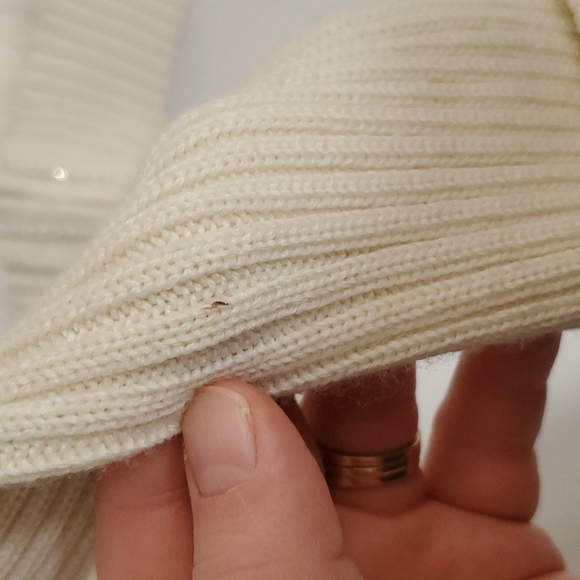 Authentic Rabbit Fur Sweater with Crystals - Picture 4 of 7